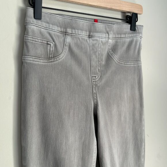 SPANX Pull On Denim Jeggings Jeans Light Gray Wash Size Small - Picture 3 of 7